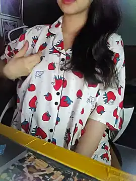 Suri amabel online show from 12/27/24, 12:34