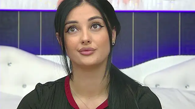 SophiaVilner online show from 09/26/25, 06:23