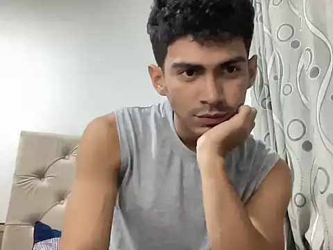 WildLogan online show from 02/11/26, 01:54