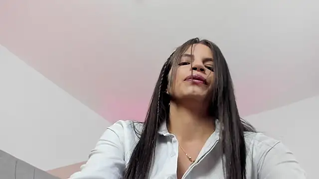 angieebaezz online show from 03/04/25, 01:06