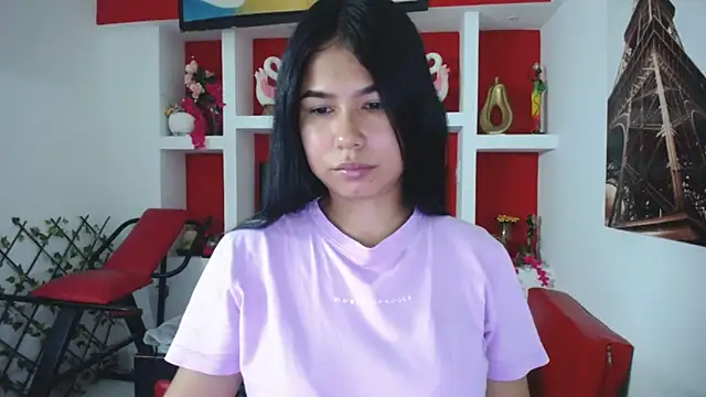 Letty Plugxo online show from 09/27/25, 12:21