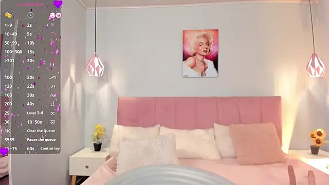 ScarletGV online show from 03/18/25, 07:52