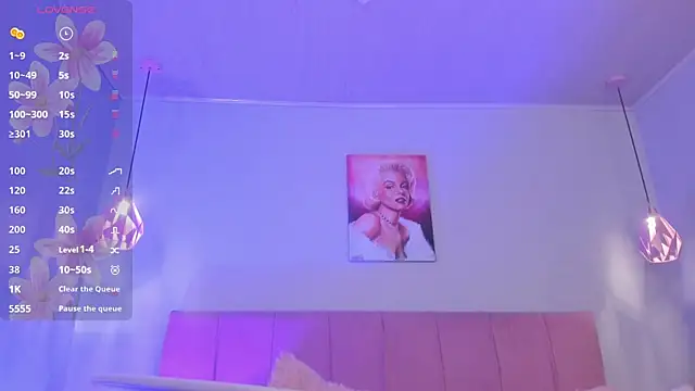 ScarletGV online show from 12/03/25, 04:53