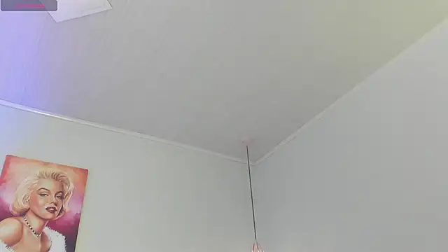 ScarletGV online show from 03/04/26, 05:24