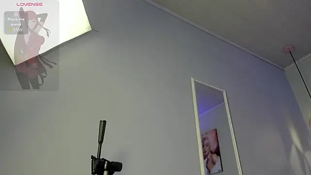 ScarletGV online show from 03/28/26, 05:40