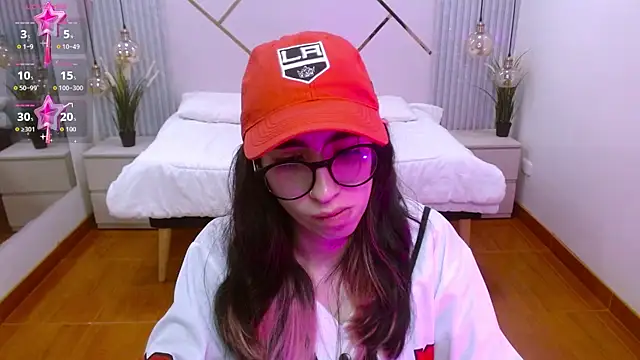 LenaRoses online show from 11/15/25, 01:18