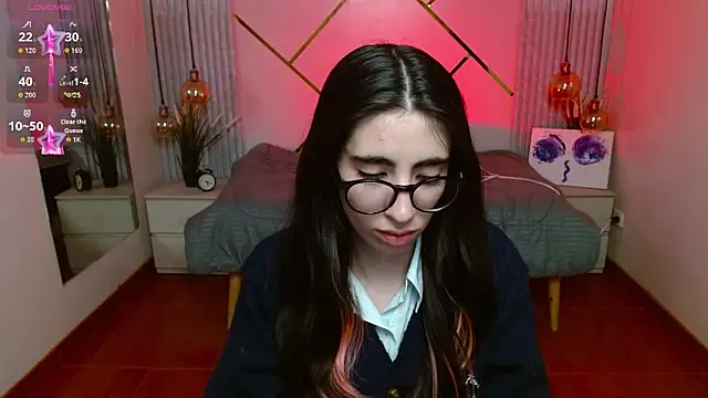 LenaRoses online show from 05/13/26, 07:11