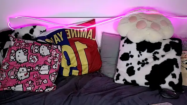 nicollewetpussy online show from 09/28/25, 11:48