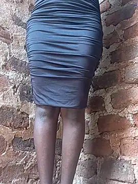 Snapshot of hotpussy-11 chatting on 09/13/25, 09:20 hotpussy-11 online show from 09/13/25, 09:20