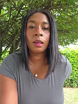HanaThompson online show from 06/22/26, 05:43