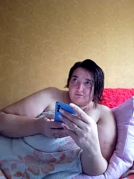 Liluboobs online show from 10/30/25, 06:15