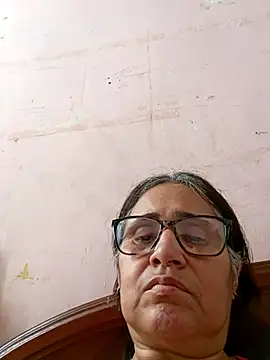 Snapshot of _candi chatting on 02/09/25, 08:02 candi online show from 02/09/25, 08:02