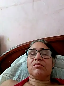Snapshot of _candi chatting on 02/25/25, 02:11 candi online show from 02/25/25, 02:11