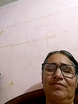 Snapshot of _candi chatting on 02/27/25, 01:38 candi online show from 02/27/25, 01:38