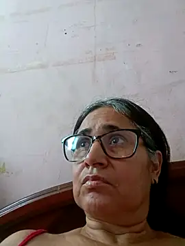 Snapshot of _candi chatting on 02/28/25, 06:09 candi online show from 02/28/25, 06:09