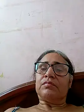 Snapshot of _candi chatting on 03/13/25, 09:05 candi online show from 03/13/25, 09:05