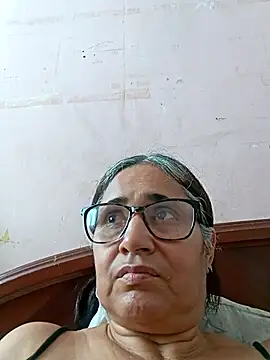 Snapshot of _candi chatting on 03/16/25, 05:50 candi online show from 03/16/25, 05:50