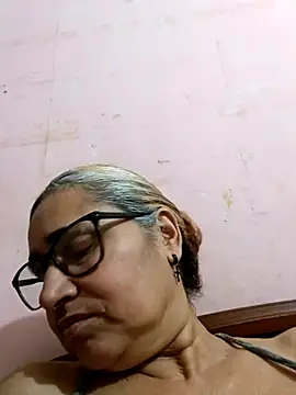 Snapshot of _candi chatting on 09/10/25, 03:39 candi online show from 09/10/25, 03:39