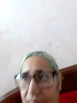 Snapshot of _candi chatting on 09/12/25, 06:41 candi online show from 09/12/25, 06:41