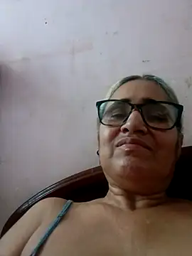 Snapshot of _candi chatting on 09/22/25, 12:07 candi online show from 09/22/25, 12:07