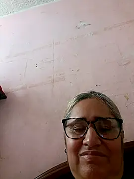 Snapshot of _candi chatting on 10/03/25, 01:08 candi online show from 10/03/25, 01:08