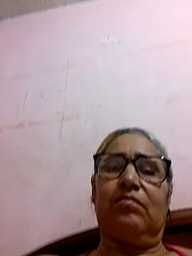 Snapshot of _candi chatting on 10/04/25, 01:36 candi online show from 10/04/25, 01:36