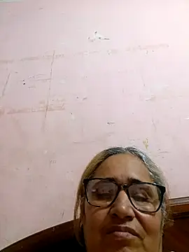 Snapshot of _candi chatting on 10/08/25, 01:58 candi online show from 10/08/25, 01:58