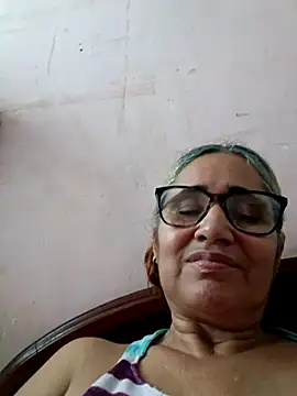  candi online show from 11/29/25, 01:25