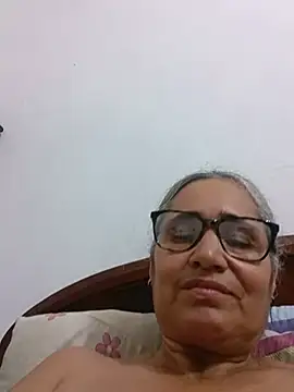  candi online show from 06/03/26, 12:08