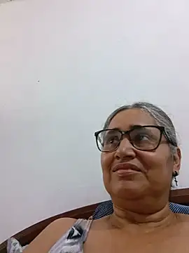  candi online show from 06/06/26, 02:11
