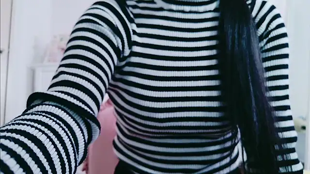 Mana chan online show from 02/19/25, 05:38