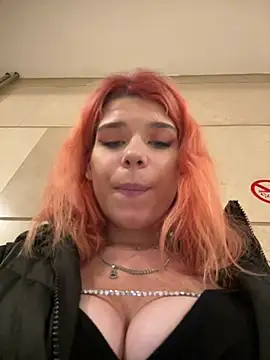 RiriRoseey online show from 01/11/25, 12:18