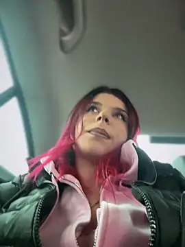 RiriRoseey online show from 11/27/25, 09:00