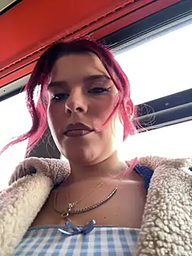 RiriRoseey online show from 02/12/26, 08:42