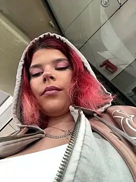 RiriRoseey online show from 03/23/26, 09:02