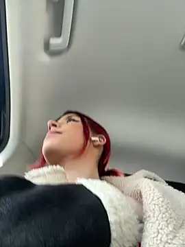 RiriRoseey online show from 03/27/26, 08:48