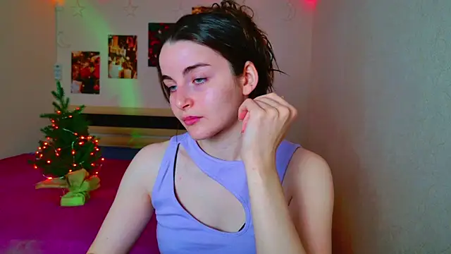 Miss Arwen online show from 12/16/24, 02:57