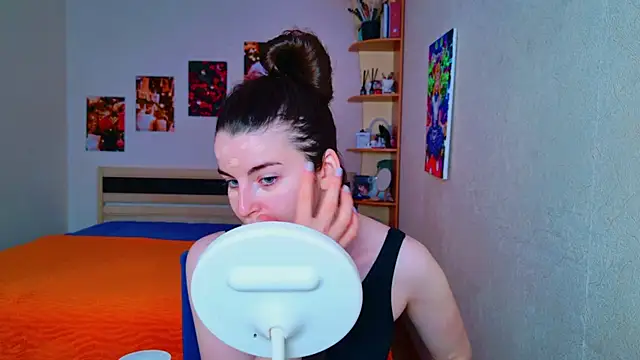 Miss Arwen online show from 03/06/25, 04:30