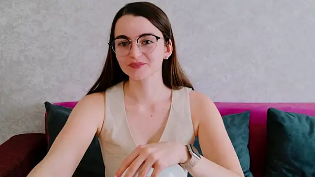 Miss Arwen online show from 12/04/25, 06:23