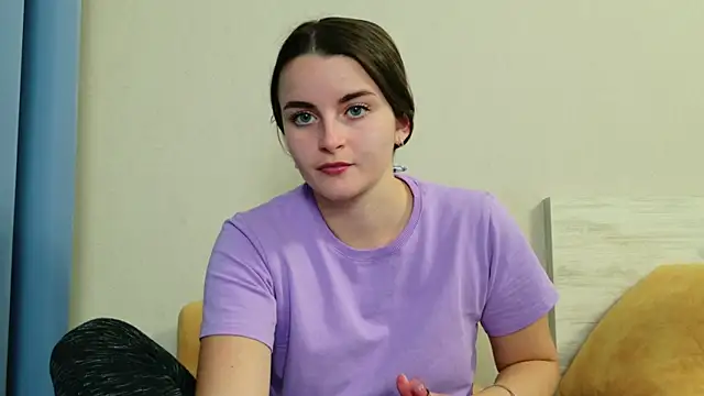 Miss Arwen online show from 04/25/26, 04:48