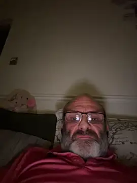 Snapshot of Shyboy817 chatting on 10/24/25, 01:35 Shyboy817 online show from 10/24/25, 01:35