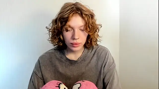 StellaDavis online show from 10/24/25, 08:00