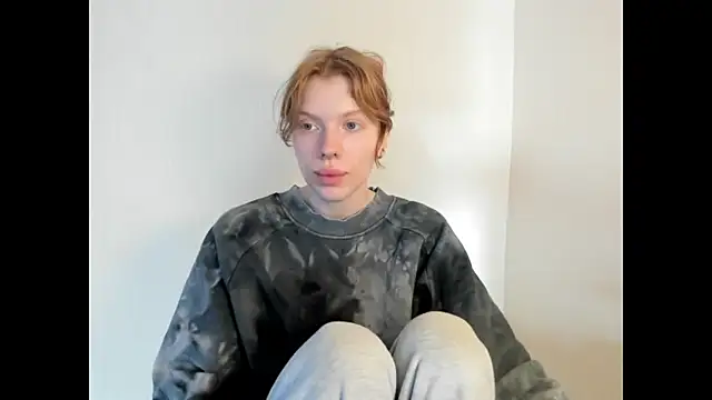 StellaDavis online show from 11/18/25, 08:08