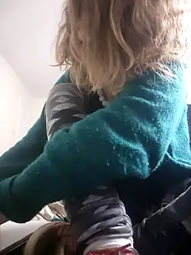 AriellaTaylor online show from 12/18/24, 08:42