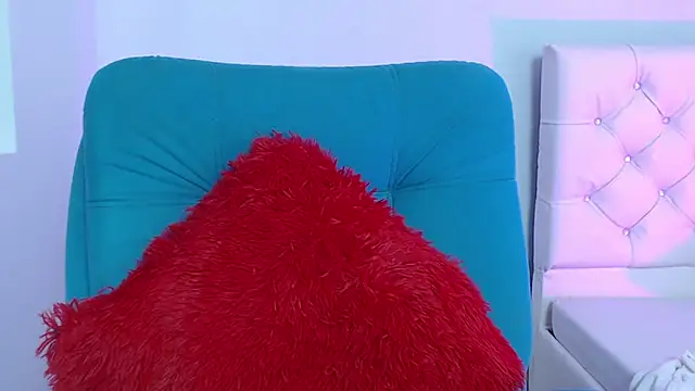 Snapshot of hantonella_ chatting on 01/08/25, 02:56 hantonella  online show from 01/08/25, 02:56