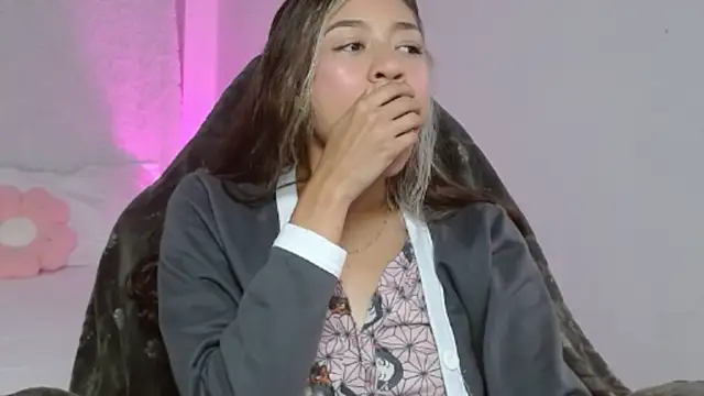 hantonella  online show from 02/19/26, 04:14