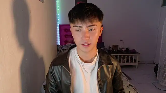 santi-fabulous online show from 12/19/25, 11:01