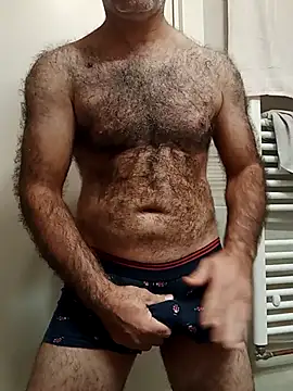 Snapshot of takcikarr chatting on 11/23/25, 09:47 takcikarr online show from 11/23/25, 09:47