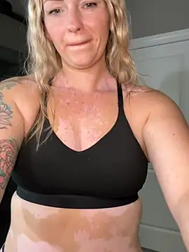 MaggieMayI89 online show from 07/17/26, 06:13