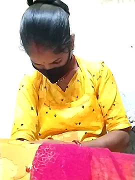 Anushka Ji online show from 11/18/25, 07:57